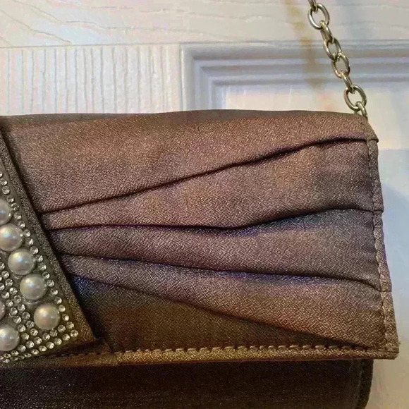 Kate Landry evening bag metallic grayish fabric, pearl and rhinestone accent ￼ - Picture 4 of 9